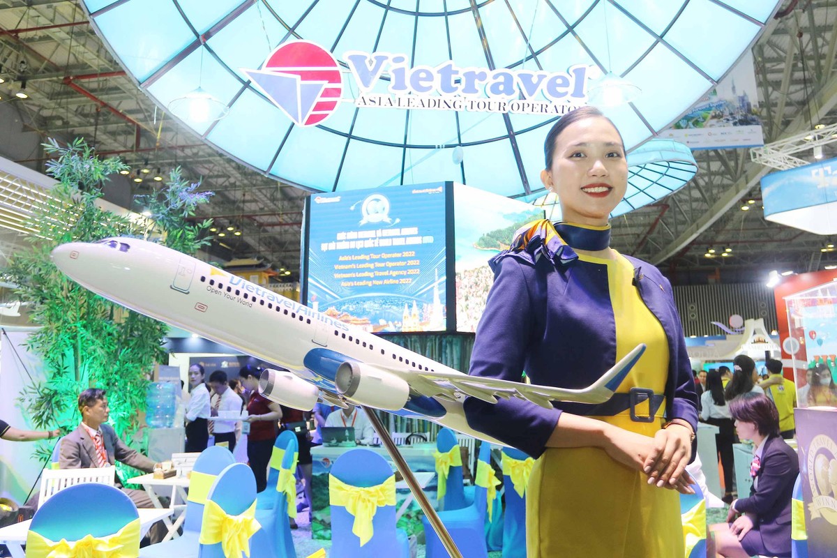 Vietravel Airlines cũng chào những chuyến bay hấp dẫn. Vietravel Airlines cũng chào những chuyến bay hấp dẫn.