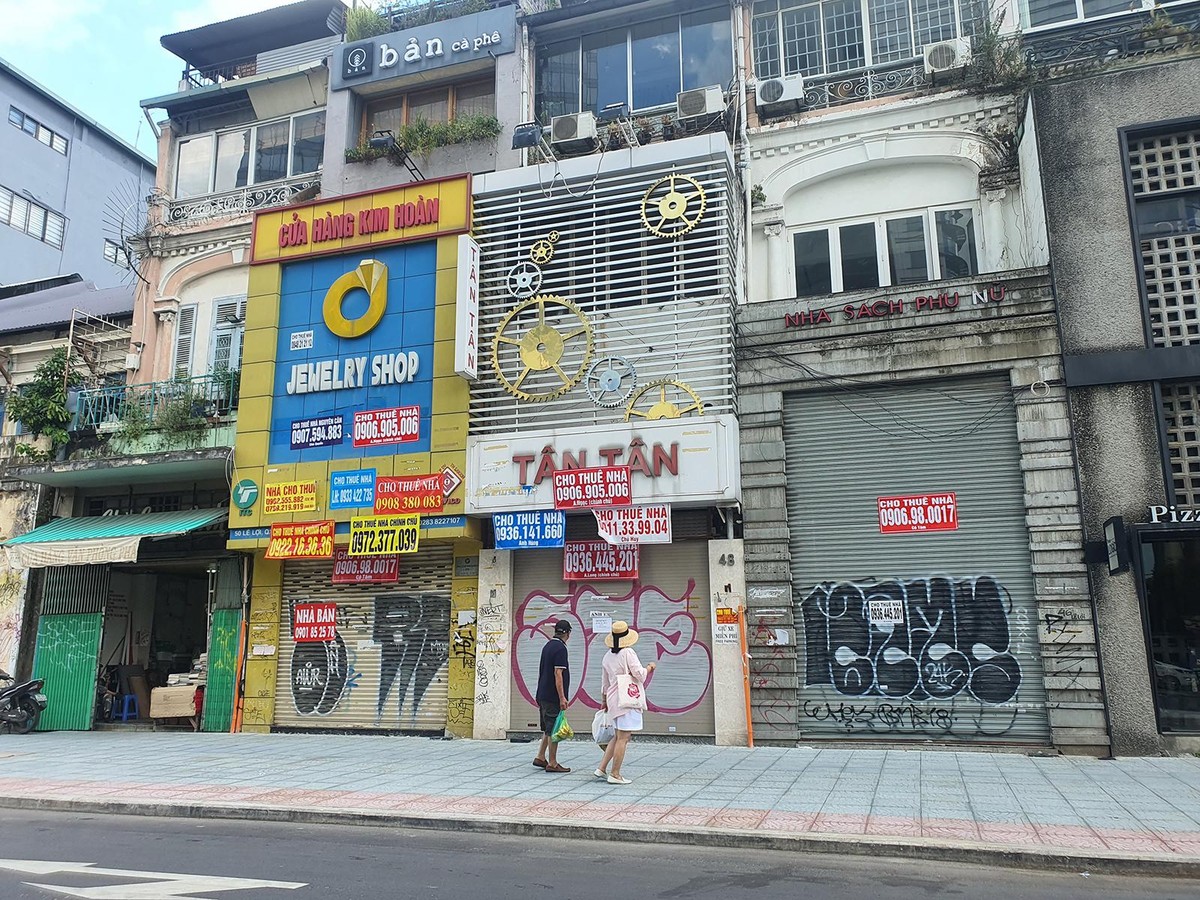 Nhà phố giá rẻ đang được săn lùng. Ảnh: Lê Toàn Nhà phố giá rẻ đang được săn lùng. Ảnh: Lê Toàn