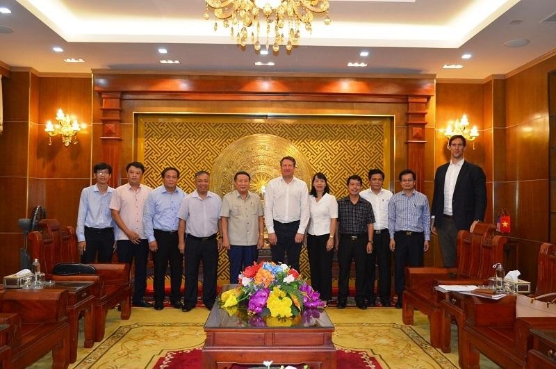 Đại diện chính quyền tỉnh Quảng Trị và nhà Kl99ok phiên bản mới đề xuất Dự án Trung tâm Hydro xanh Hải Lăng.