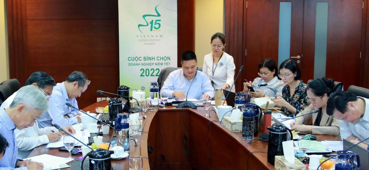 Hội đồng bình chọn gồm nhiều thành viên có chuyên môn sâu trong lĩnh vực chuyên trách, làm việc tập trung với tinh thần công tâm và chuyên nghiệp