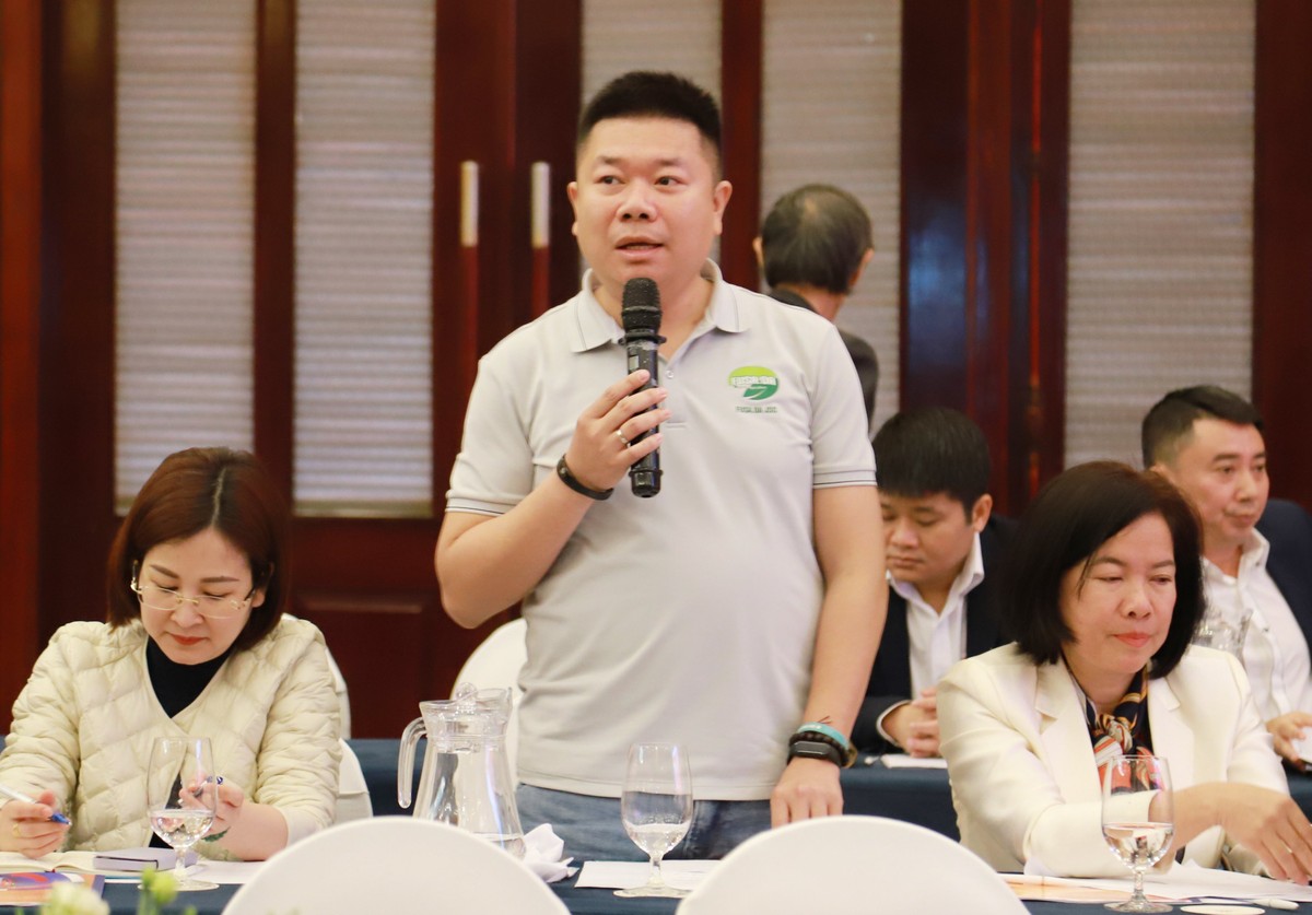 Ông Phạm Ngọc Thức, Công ty Fusa lo ngại khi thời gian 5.000 quả bưởi đi từ Hải Phòng đến châu Âu mất 70 ngày.