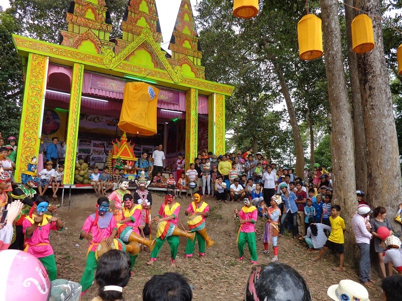 Lễ hội Ok Om Bok đồng bào Khmer