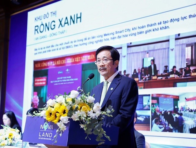 Chủ tịch Novalnd Bùi Thành Nhơn phát biểu tại ĐHĐCĐ Novaland