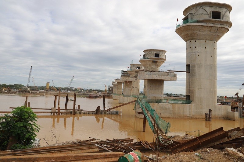 Dự án Kl99ok phiên bản mới công tuyến đường bộ ven biển đoạn từ huyện Nga Sơn đến huyện Hoàng Hóa đang được thi công.