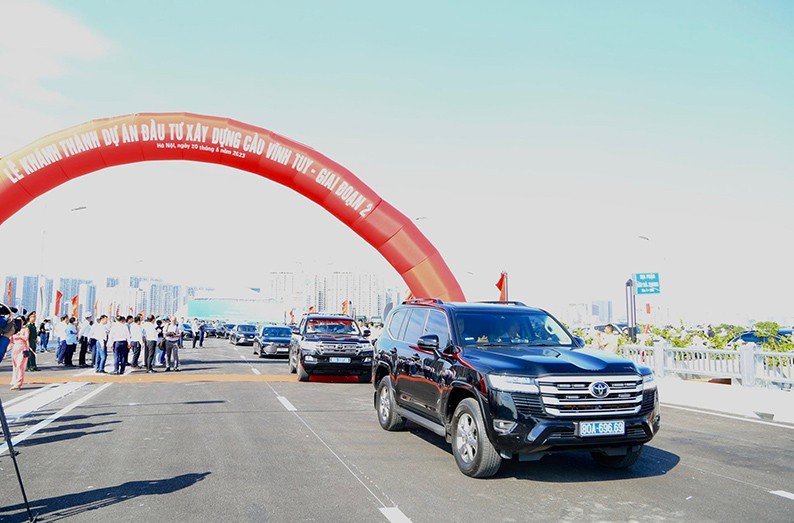Dự án Kl99ok phiên bản mới xây dựng cầu Vĩnh Tuy giai đoạn 2 khánh thành đã hoàn thiện toàn bộ đường Vành đai II của TP. Hà Nội.
