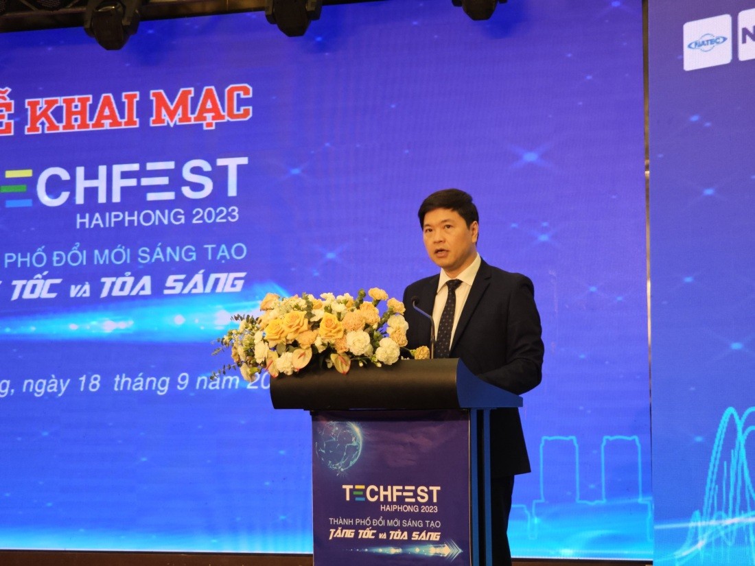 Ông Hoàng Minh Cường, Phó chủ tịch UBND TP. Hải Phòng phát biểu khai mạc