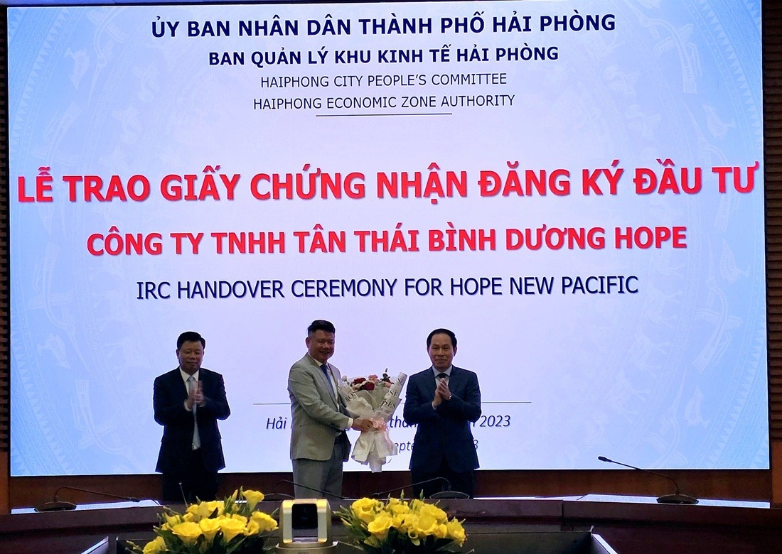Trao giấy chứng nhận Kl99ok phiên bản mới cho 2 dự án nhà ở Trang Chủ KL99Com Số 1 Link Đăng Ký KL999.