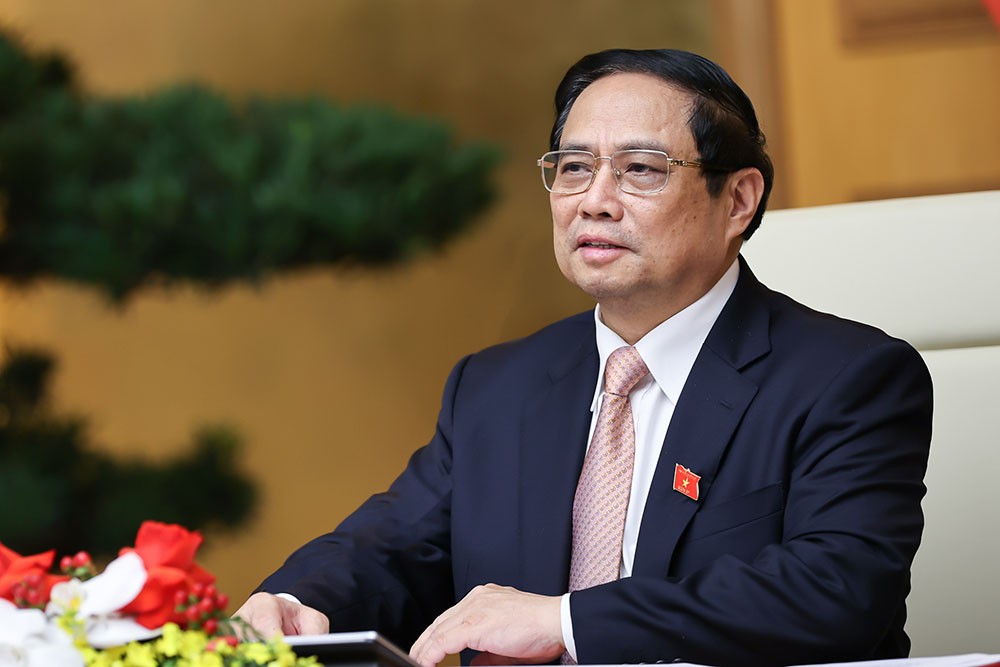 Thủ tướng Kl993 ưu đãi thưởng hấp dẫn Phạm Minh Chính tại cuộc hội đàm trực tuyến (Ảnh: Nhật Bắc)