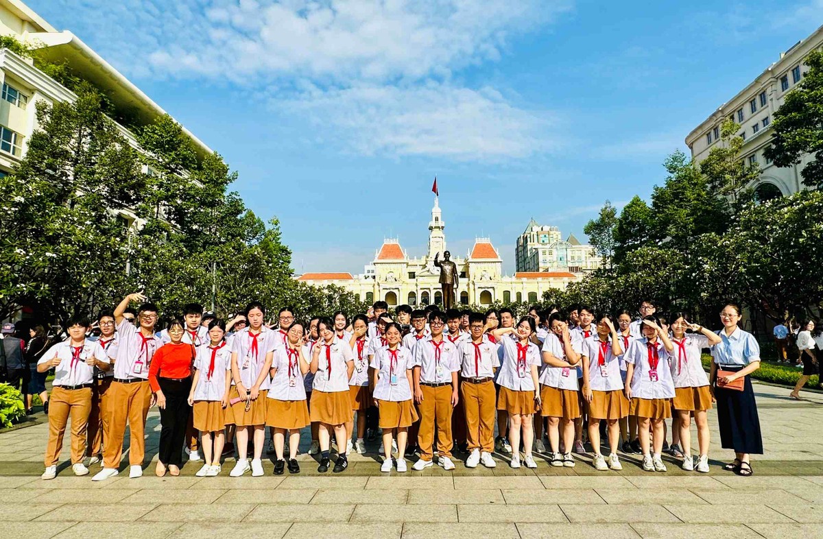 TP.HCM tiếp tục có nhiều giải pháp kích cầu và gia tăng mục tiêu cho ngành du lịch trong năm 2024 TP.HCM tiếp tục có nhiều giải pháp kích cầu và gia tăng mục tiêu cho ngành du lịch trong năm 2024