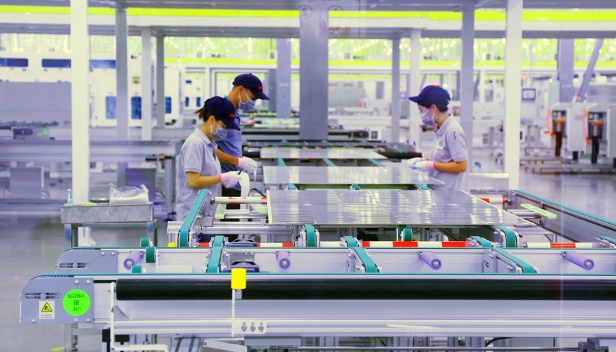 Dự án Công nghệ tế bào quang điện Jinko Solar PV Việt Nam chính thức đi vào Kl994 nhà cái bóng đá world cup Kl992 VIP Trang Chủ 2026 từ tháng 10/2023, hoàn thiện chuỗi dây chuyền Kl994 nhà cái bóng đá world cup tấm quang năng quy mô lớn trên địa bàn Quảng Ninh. Ảnh: baoquangninh.vn