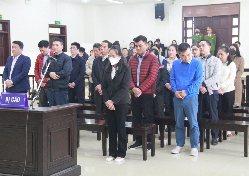 Có 3 bị cáo bị tuyên y án chung thân, còn lại hầu hết đều được giảm án.