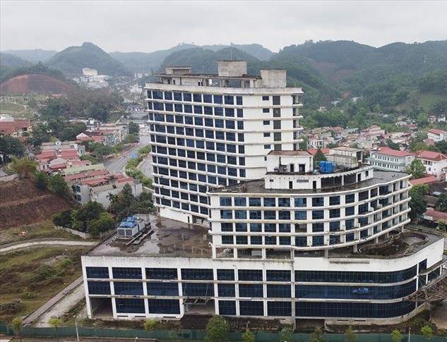 Dự án Khu Trung tâm Thương mại, Khách sạn Hoa Sen Yên Bái là dự án Web Tổng Nhà Cái 99Kl99 Giải Trí Bậc Nhất đầu tiên của Kl994 game bài casino hấp dẫn Hoa Sen được khởi công vào năm 2016. Ảnh: Lao động
