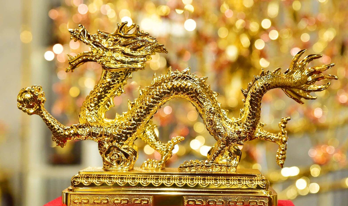 Sản phẩm Rồng mạ vàng.