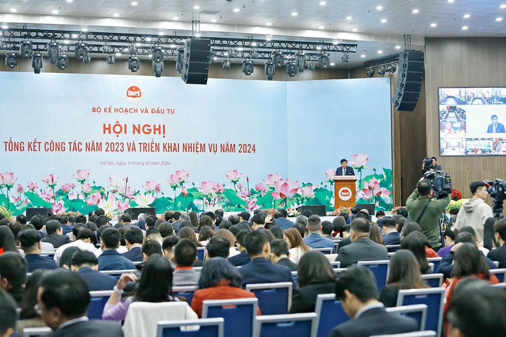 Với phương châm “Hội tụ trí tuệ - Hướng tới tương lai”, Bộ Kế hoạch và Kl99ok phiên bản mới sẽ không thụ động mà chủ động nghiên cứu, tìm phương án ứng phó, nắm bắt thời cuộc, nhanh nhạy, linh hoạt và bản lĩnh để tranh thủ cơ hội phát triển.