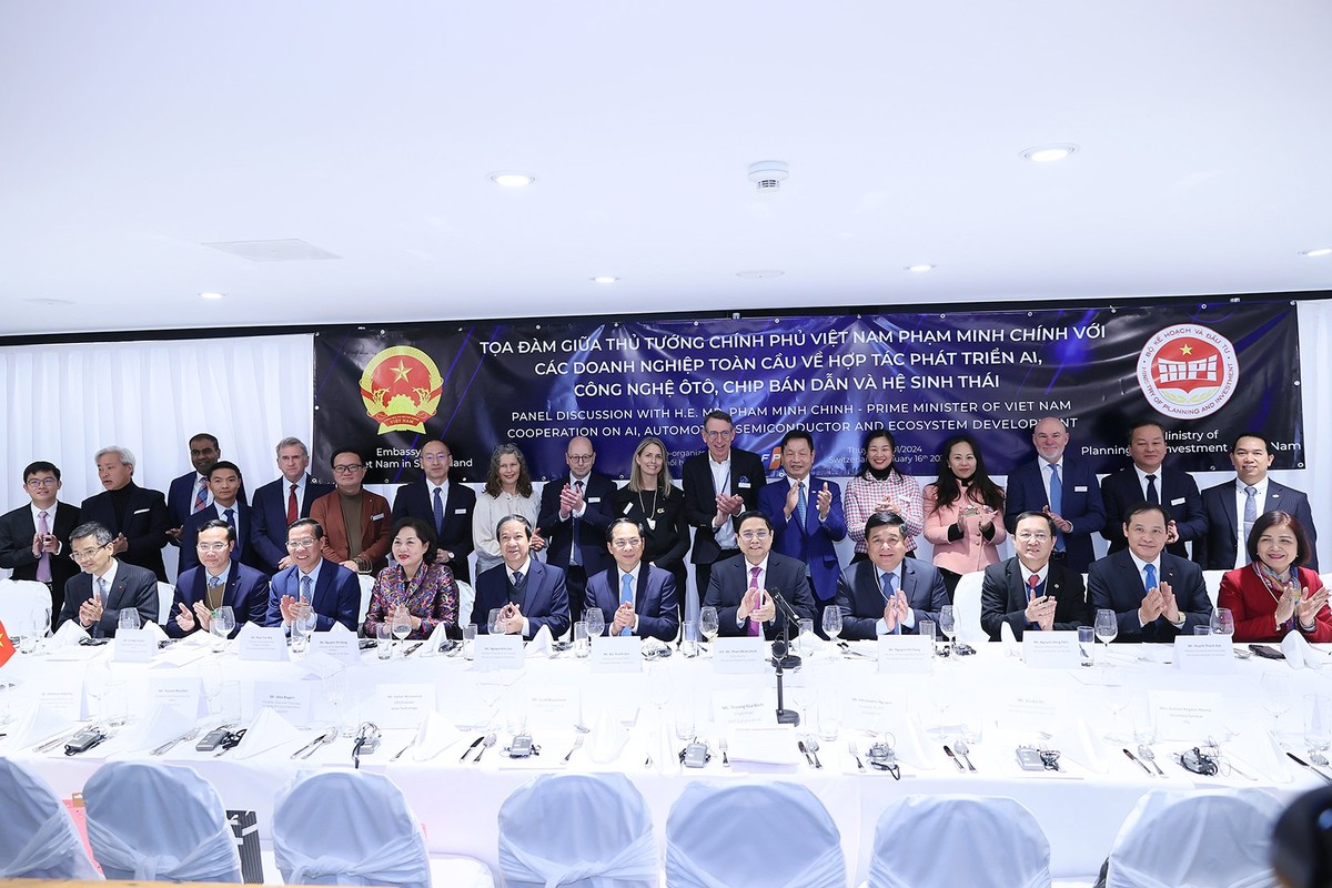 Bộ trưởng Nguyễn Chí Dũng tham dự Tọa đàm giữa Thủ tướng Kl993 ưu đãi thưởng hấp dẫn Phạm Minh Chính với các Kl991.com World Cup 2026 Chính Thức toàn cầu về hợp tác phát triển trí tuệ nhân tạo (AI), công nghiệp ô tô và chip bán dẫn và hệ sinh thái khi tham dự Hội nghị thường niên lần thứ 54 của Diễn đàn Kl992 cổng game cá cược thế giới (WEF) Davos 2024.