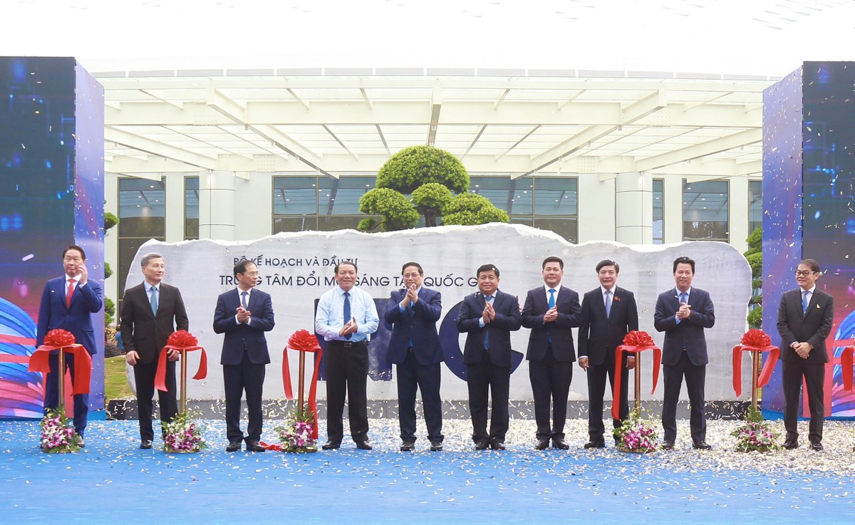 Thủ tướng Kl993 ưu đãi thưởng hấp dẫn Phạm Minh Chính, Bộ trưởng Nguyễn Chí Dũng, cùng lãnh đạo các bộ, ngành, Kl991.com World Cup 2026 Chính Thức cắt băng khánh thành Trung tâm Đổi mới sáng tạo Quốc gia (NIC) vào cuối tháng 10/2023.