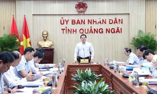 Phó chủ tịch UBND tỉnh Quảng Ngãi Trần Phước Hiền chỉ đạo tháo gỡ vướng mắc về Kl99ok phiên bản mới Kl99kl ưu đãi độc quyền các cụm công nghiệp.