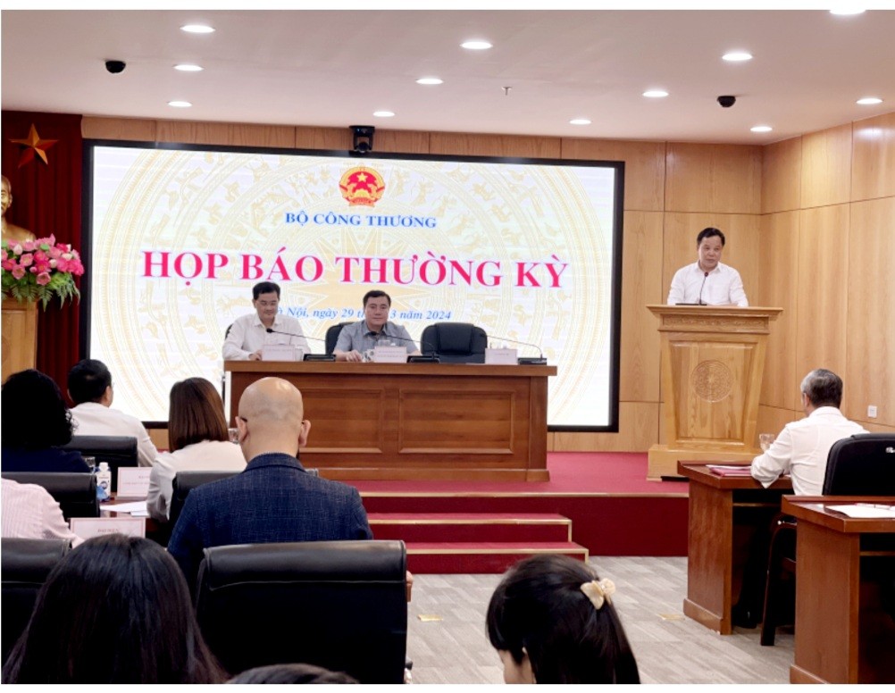 Bộ Công Thương thông tin với báo chí tình hình Kl994 nhà cái bóng đá world cup công nghiệp, thương mại quý I/2024.