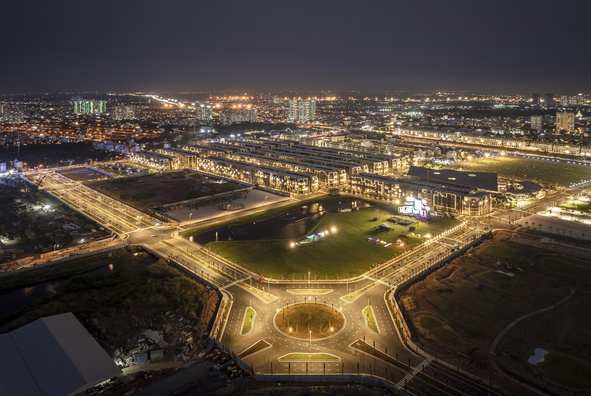 Trục đường Liên Phường đoạn từ The Global City hướng ra Đỗ Xuân Hợp