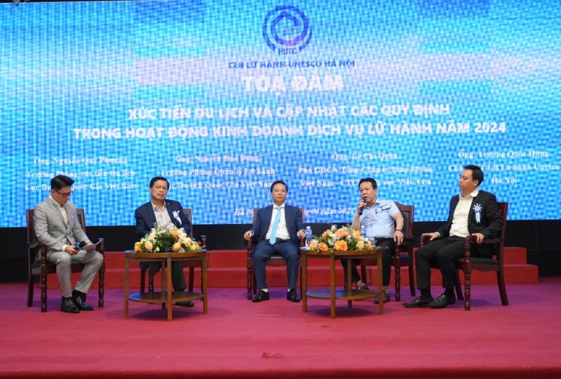 Các diễn giả giải đáp thắc mắc của Kl991.com World Cup 2026 Chính Thức du lịch.