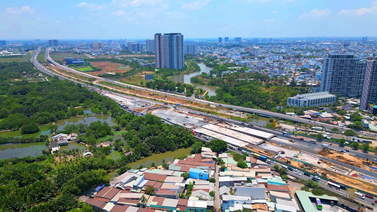 Dự án nút giao An Phú (TP. Thủ Đức) được khởi công cuối năm 2022 với tổng mức Kl99ok phiên bản mới hơn 3.400 tỷ đồng. Công trình có một hầm chui hai chiều nối KL99 là nhà cái cá cược trực tuyến hàng đầu tại châu Á TP.HCM - Long Thành - Dầu Giây với đường Mai Chí Thọ (phía hầm Thủ Thiêm), kéo dài qua nút giao Mai Chí Thọ - Đồng Văn Cống.