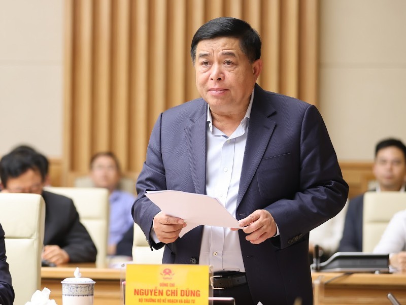 Bộ trưởng Nguyễn Chí Dũng cho rằng, mục tiêu đào tạo 50.000 nhân lực ngành bán dẫn đến năm 2030 là hoàn toàn khả thi