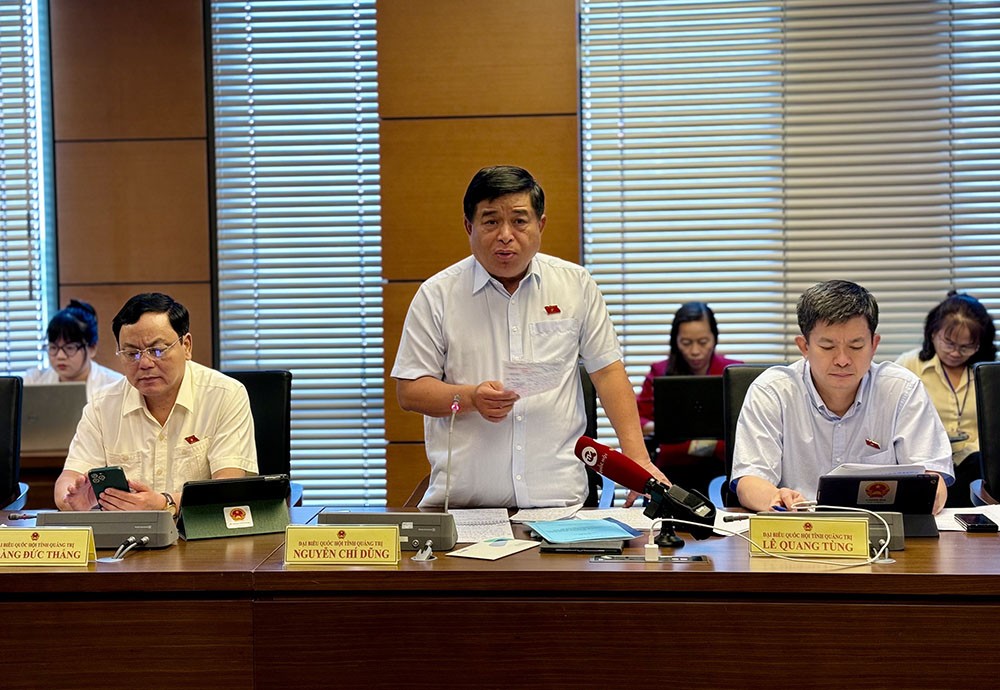 Bộ trưởng Nguyễn Chí Dũng cho rằng không tô hồng kết quả nhưng cũng không nên bi quan, nên tập trung vào những nhiệm vụ giải pháp nào đến cuối năm. (Ảnh: MPI)
