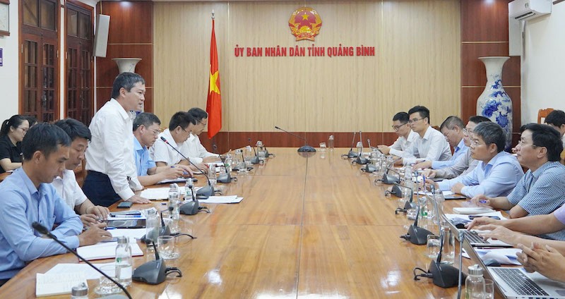 UBND tỉnh Quảng Bình làm việc với Văn phòng Ban chỉ đạo các dự án trọng điểm ngành năng lượng và EVN