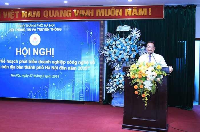 Giám đốc Sở Thông tin và Truyền thông Nguyễn Việt Hùng phát biểu tại Hội nghị