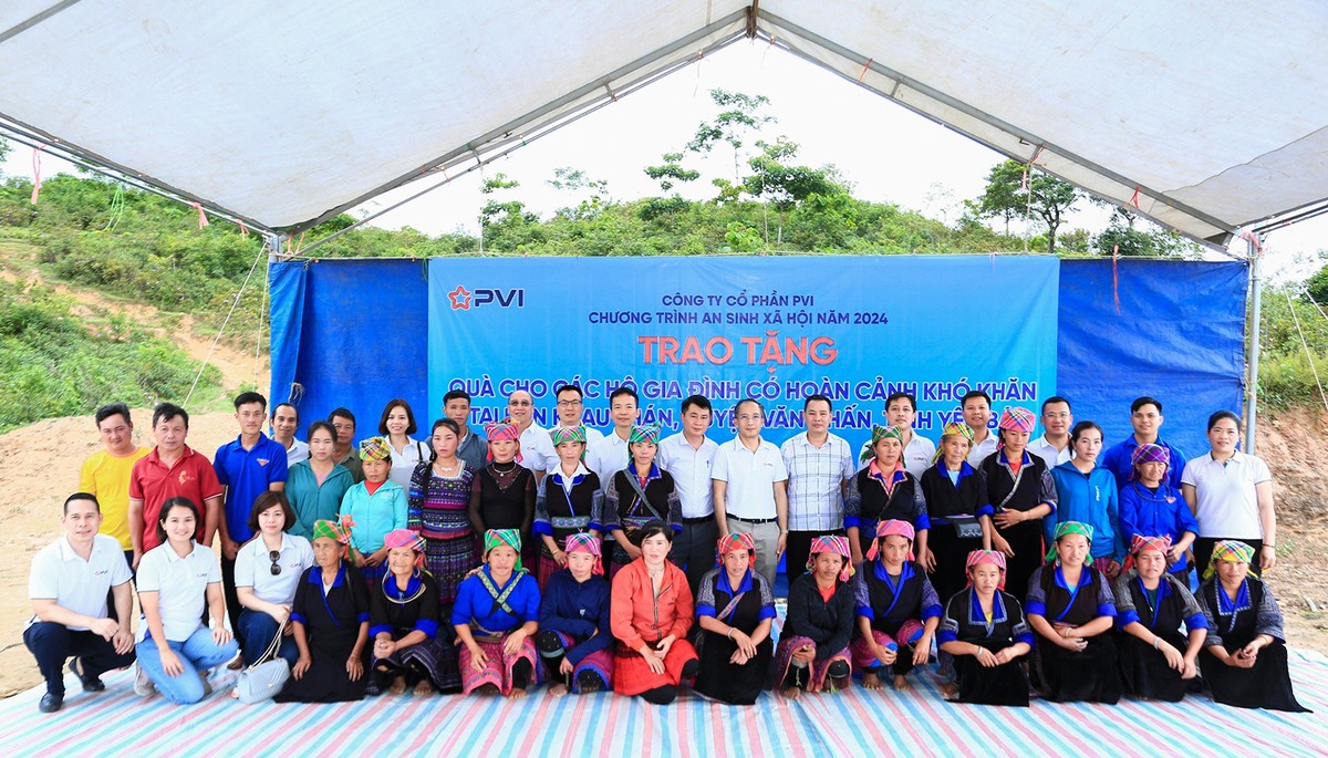 Ngoài việc tập trung phát triển Kl992 VIP Trang Chủ 2026, PVI luôn chung tay cùng phát triển cộng đồng. Trong ảnh: Một hoạt động an sinh Trang Chủ KL99Com Số 1 Link Đăng Ký KL999 của PVI tại Yên Bái.