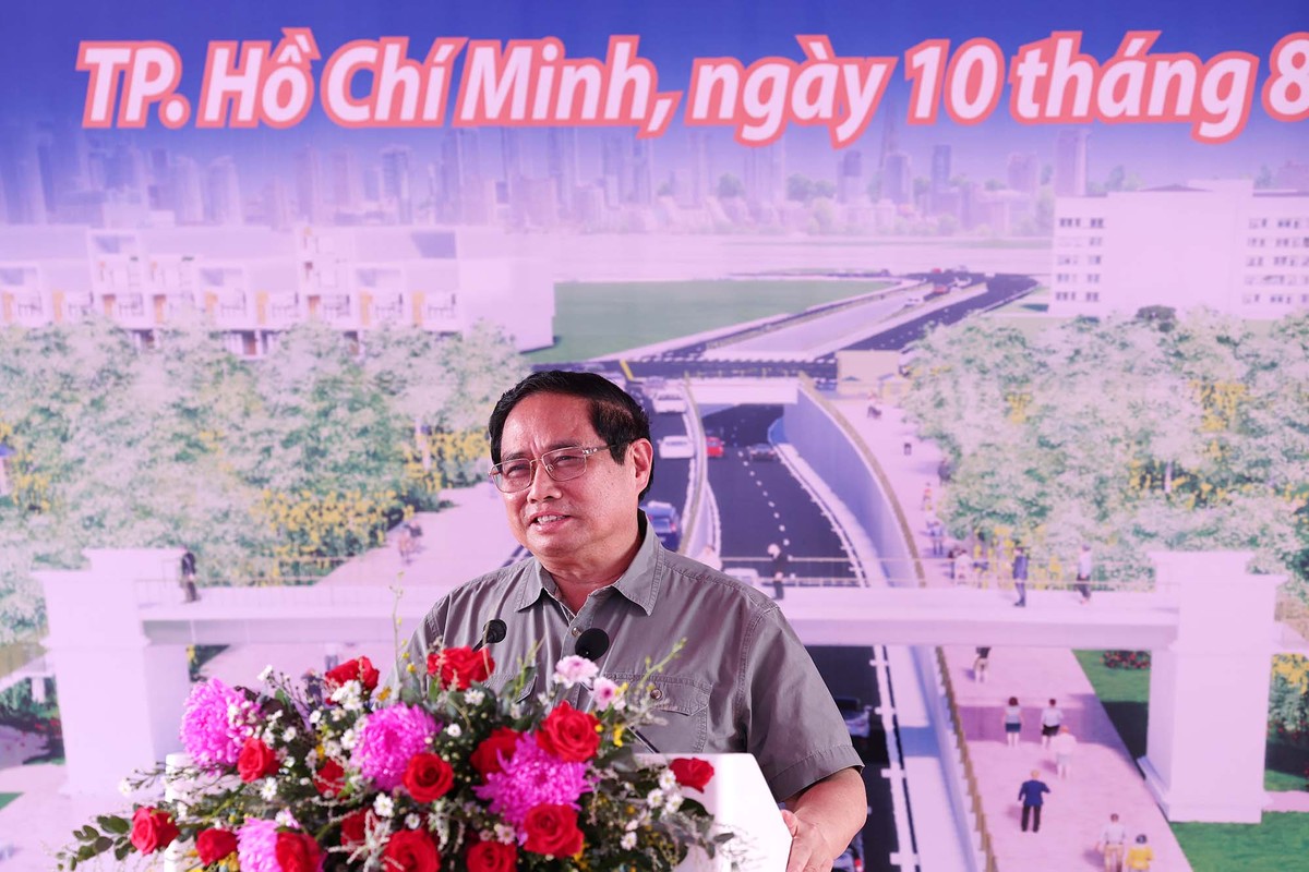 Thủ tướng Kl993 ưu đãi thưởng hấp dẫn Phạm Minh Chính phát biểu tại buổi lễ, đánh giá cao tinh thần làm việc quyết liệt, " Chỉ bàn làm, không bàn lùi" của Đảng bộ, chính quyền và nhân dân TP.HCM đã đưa dự án vượt tiến độ sau 1 năm khởi công. Thủ tướng cũng bày tỏ sự biết ơn đến người dân đã nhường đất đai để TP.HCM có điều kiện hoàn thành công trình.