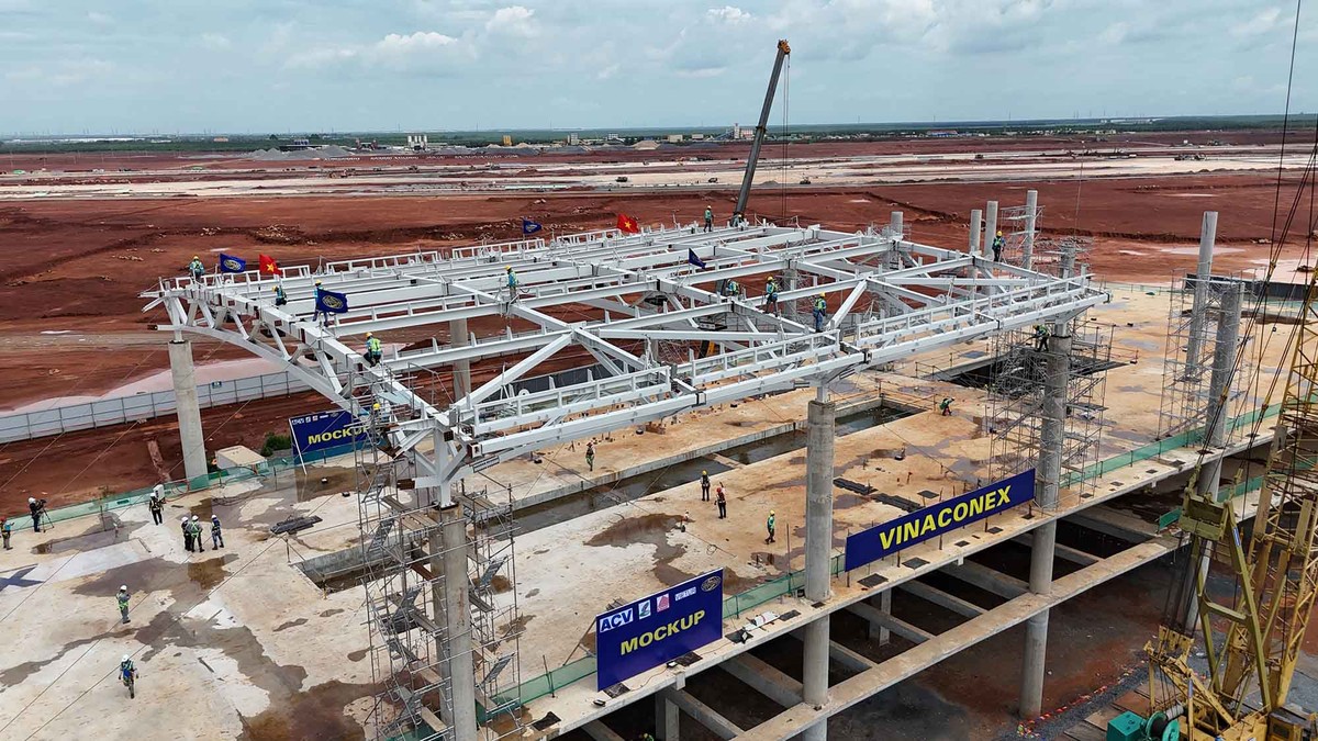 Với tiến độ thi công như hiện nay, Ban Quản lý Dự án Sân bay Long Thành dự kiến hoàn thành dự án trước ngày 31/8/2026.