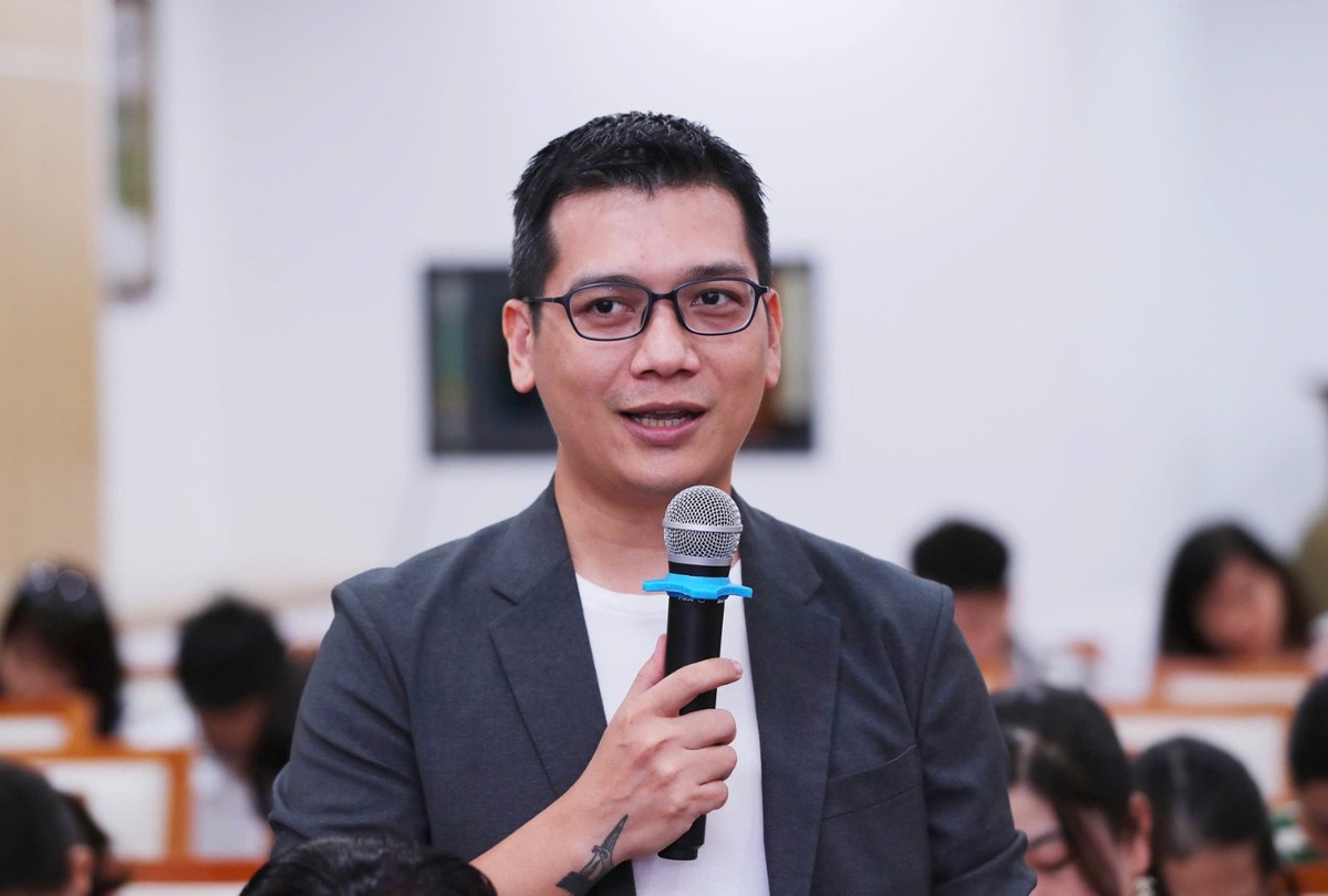 Nhiếp ảnh gia Trần Tuấn Việt mong muốn góp phần giới thiệu những địa danh tiềm năng thu hút các nhà làm phim Hollywood đến Việt Nam.