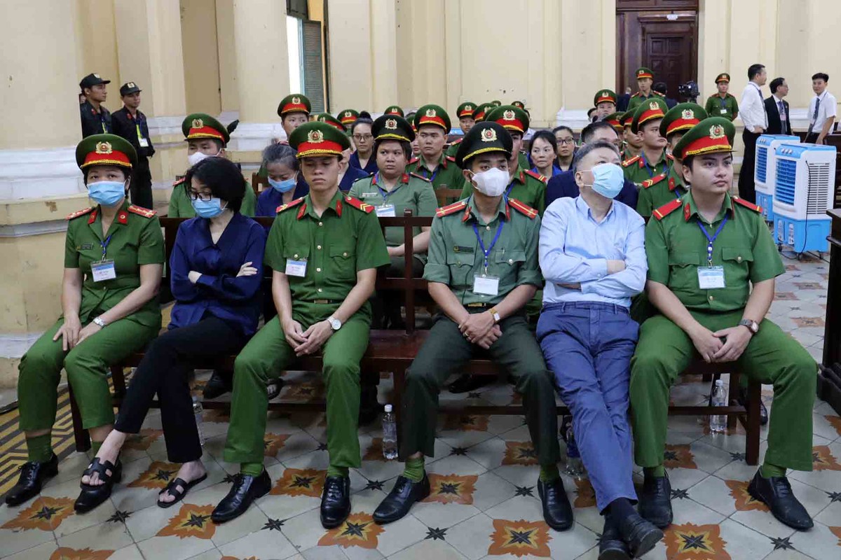 Phiên toà xét xử các bị cáo dự kiến kéo đến ngày 19/10.