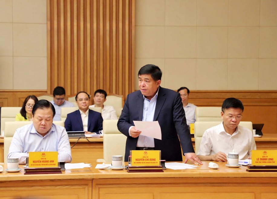 Bộ trưởng Bộ Kế hoạch và Kl99ok phiên bản mới Nguyễn Chí Dũng phát biểu tại Hội Hội nghị (Ảnh: Hiếu Công)