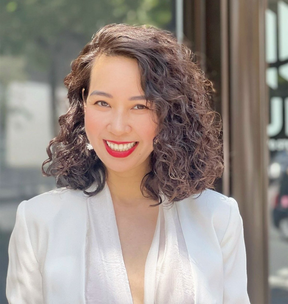 Bà Trần Thị Lan Anh, Trưởng phòng Tư vấn, Công ty 99Kl99 link đăng nhập Mirae Asset Việt Nam
