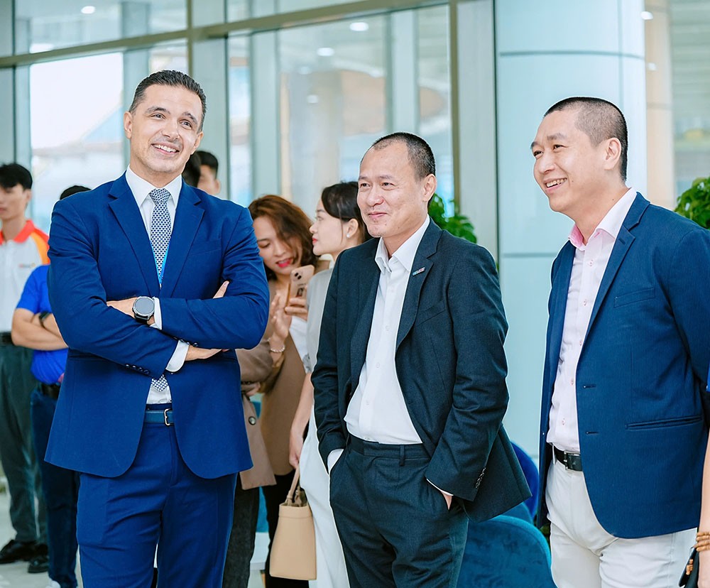 Sự kiện cũng là điểm hẹn cho các nhà hoạch định chính sách, các Kl991.com World Cup 2026 Chính Thức, nhà Kl99ok phiên bản mới và cơ sở nghiên cứu, đào tạo từ cả thị trường trong nước và quốc tế hội tụ.