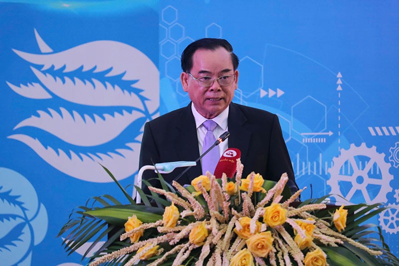 Chủ tịch UBND tỉnh Bến Tre Trần Ngọc Tam phát biểu khai mạc Hội nghị.