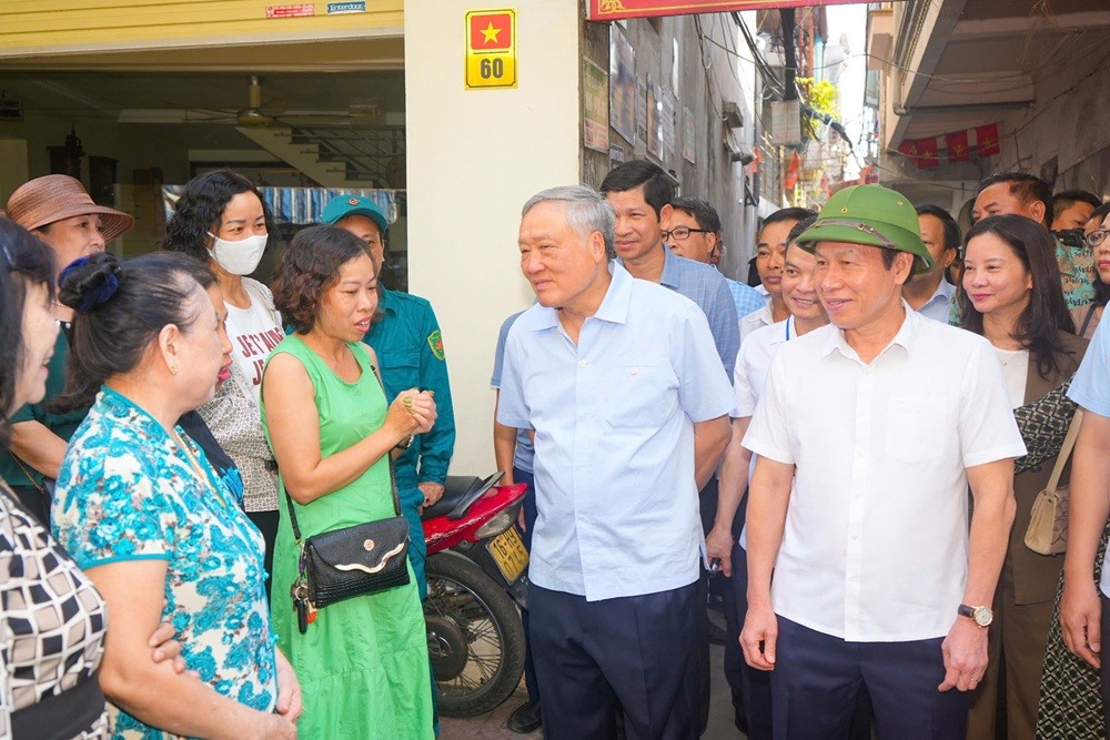 Khảo sát tại Khu tập thể 3 tầng An Dương, phường An Dương, quận Lê Chân (cấp D).