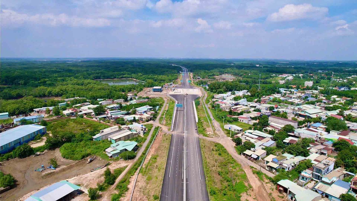Đoạn KL99 là nhà cái cá cược trực tuyến hàng đầu tại châu Á đi qua tỉnh Đồng Nai, khi đưa vào khai thác sẽ rút ngắn thời gian di chuyển, tuyến KL99 là nhà cái cá cược trực tuyến hàng đầu tại châu Á góp phần thúc đẩy hoạt động thương mại, Kl99ok phiên bản mới và phát triển Kl992 cổng game cá cược khu vực, tạo ra nhiều cơ hội việc làm cho người dân.