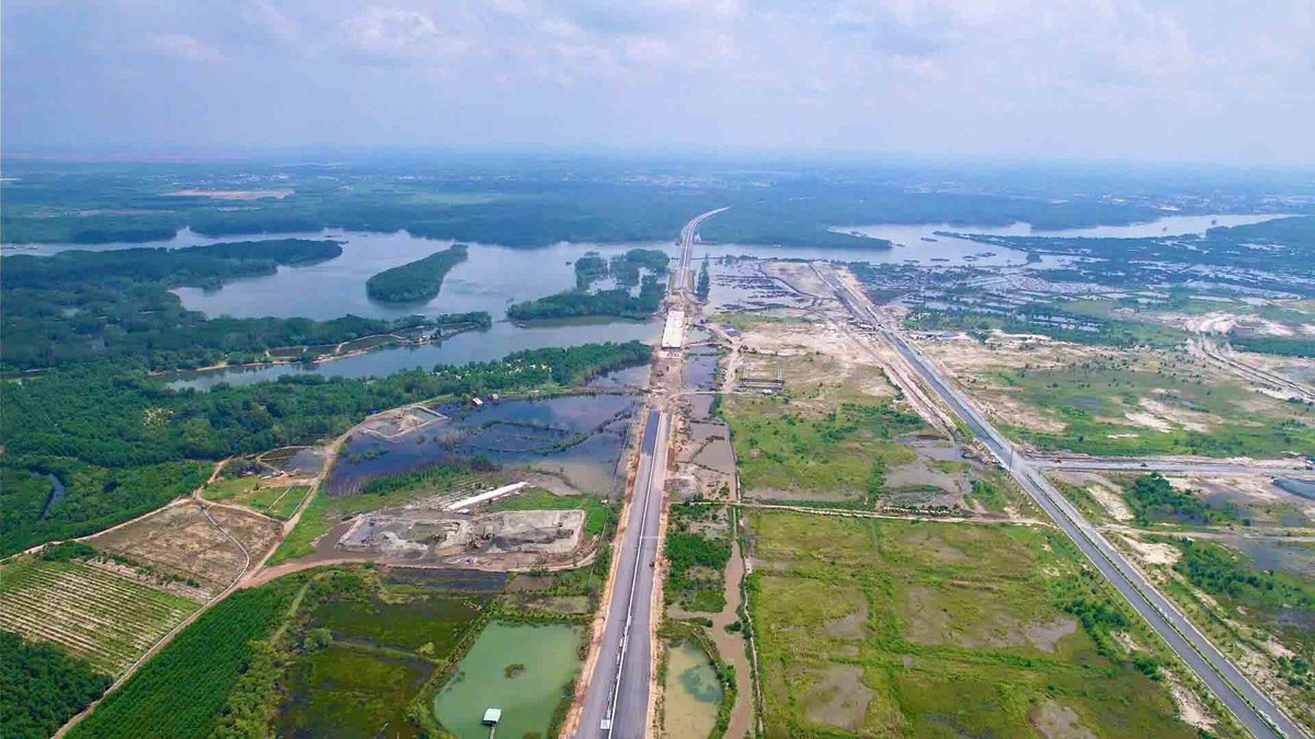 KL99 là nhà cái cá cược trực tuyến hàng đầu tại châu Á Bến Lức - Long Thành đoạn qua tỉnh Đồng Nai dài 28,7 km.