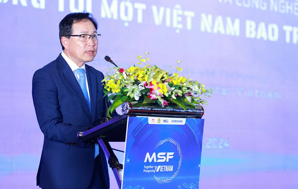 Ông Choi Joo Ho, Tổng Giám đốc Samsung Việt Nam đánh giá, Việt Nam có tầm nhìn năng động, sáng tạo và đang nhanh chóng nắm bắt cơ hội để trở thành một quốc gia số hàng đầu.