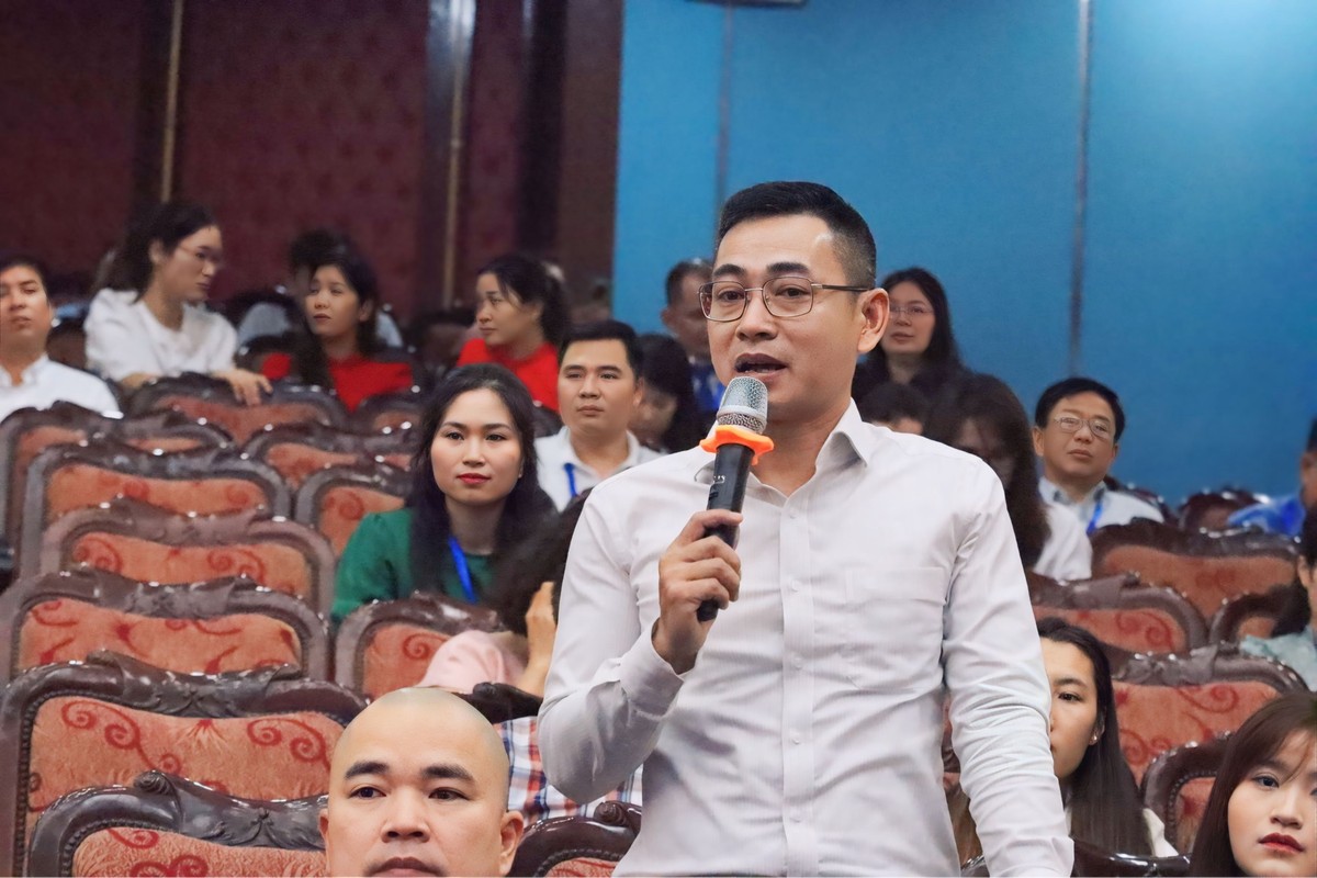 Ông Nguyễn Văn Tài, Giám đốc Công ty Du lịch Vietsense Travel. Ông Nguyễn Văn Tài, Giám đốc Công ty Du lịch Vietsense Travel.