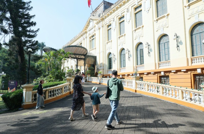 Các không gian sáng tạo thu hút đông đảo người dân và du khách.