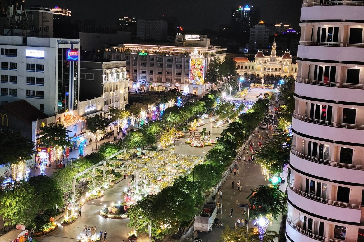 Phố đi bộ Nguyễn Huệ (sưu tầm)