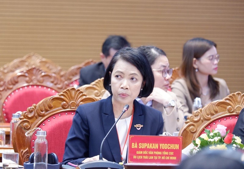 Bà Supakan Yodchun, Giám đốc Văn phòng Tổng cục Du lịch Thái Lan gợi ý Bình Định kết nối du lịch với vùng Đông Bắc Thái Lan.