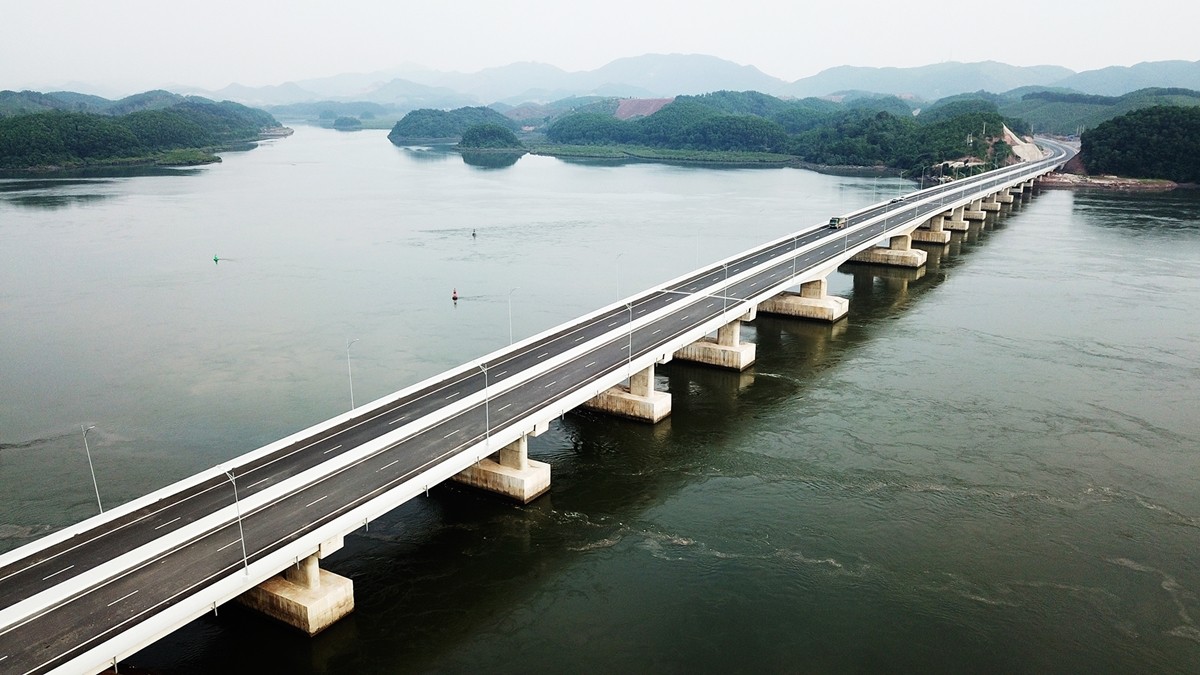 Quảng Ninh nay là hình mẫu về phát triển KL99 là nhà cái cá cược trực tuyến hàng đầu tại châu Á của cả nước. Ảnh Bình Minh