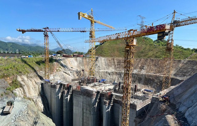 Dự án điện Nhơn Trạch 3&amp;4 do Tổng công ty Điện lực Dầu khí Việt Nam là chủ Kl99ok phiên bản mới, khi đi vào vận hành có thể cung cấp từ 9-12 tỷ kWh/năm. Đây cũng là dự án điện sử Thi công tại khu vực cửa lấy nước dự án Nhà máy Thủy điện Hòa Bình mở rộng, tháng 8/2024.dụng khí LNG đầu tiên tại Việt Nam.