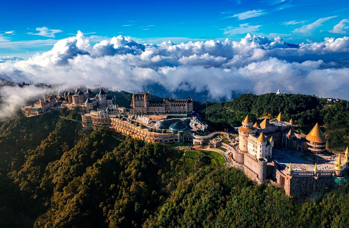 Khu du lịch Sun World Ba Na Hills, điểm đến vui chơi giải trí nổi tiếng ở Đà Nẵng