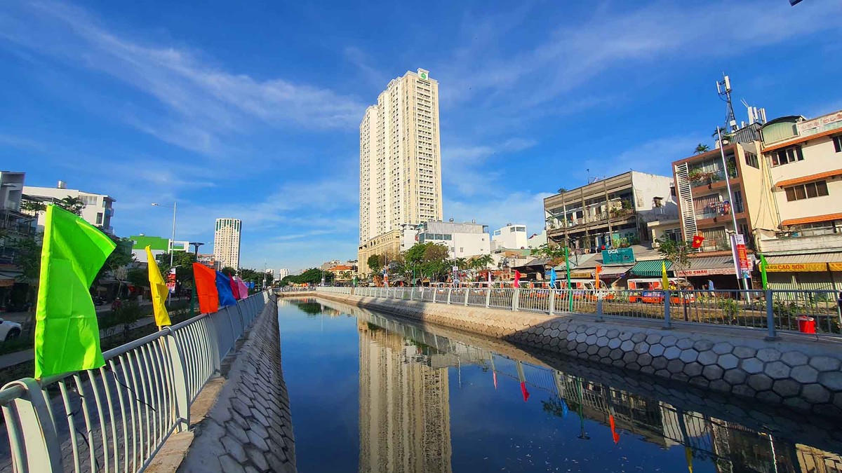 Tuyến kênh Hàng Bàng sau khi đi vào hoạt động.